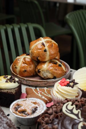 Hot Cross Jingle Buns