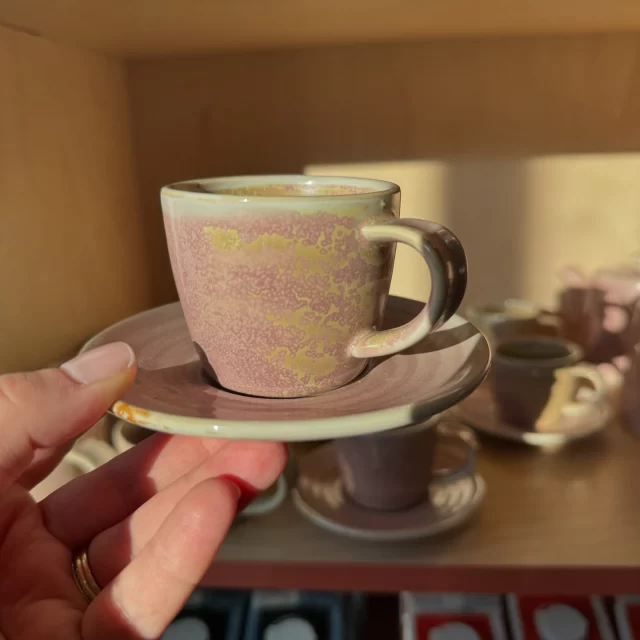 Looking for a new favourite mug? Pink ceramic mugs are an actual obsession and we love that you’re enjoying your cuppa at home with our mugs.

Requests were coming in for other sizes and tea pots so we have answered your prayers and they’re now in store 
1.Espresso cup & saucer
2.Coffee mug 
3.Tea cup
4.Teapot 

We have actually sold out of the mugs twice so let’s see how long these beauties last before they’re swiped from the shelves. 

Recommended drinks you can  pick up in store to enjoy in your mug/cup
@imbibe_coffee beans
@twofiftysquare beans 
@matchaninja organic matcha powder / blue matcha powder
